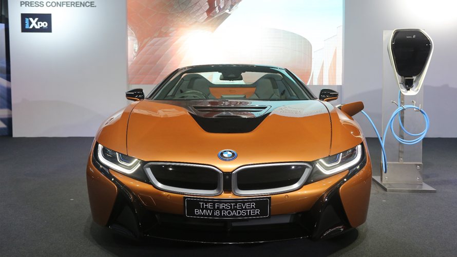 The new BMW i8 Roadster The new BMW i8 Roadster